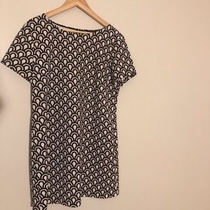 60s style short sleeve shift FYLO dress Size: XL
